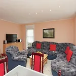 Mit Wellnessbereich In Elend