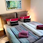 Mit Wellnessbereich In Ferienhaus *