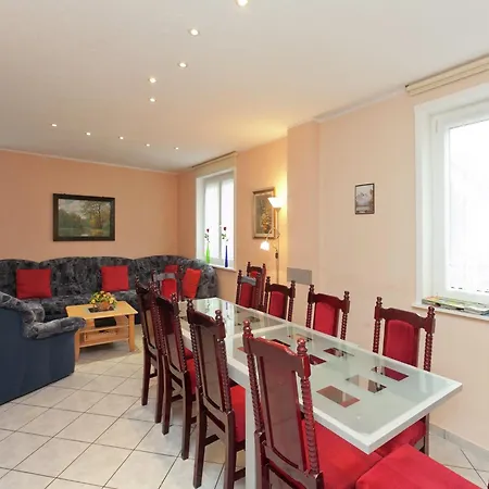 펜션 Mit Wellnessbereich In 엘렌트