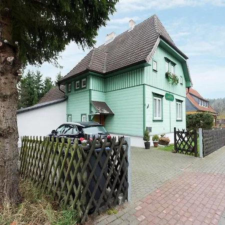 Mit Wellnessbereich In