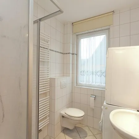 Prázdninový dům Mit Wellnessbereich In *