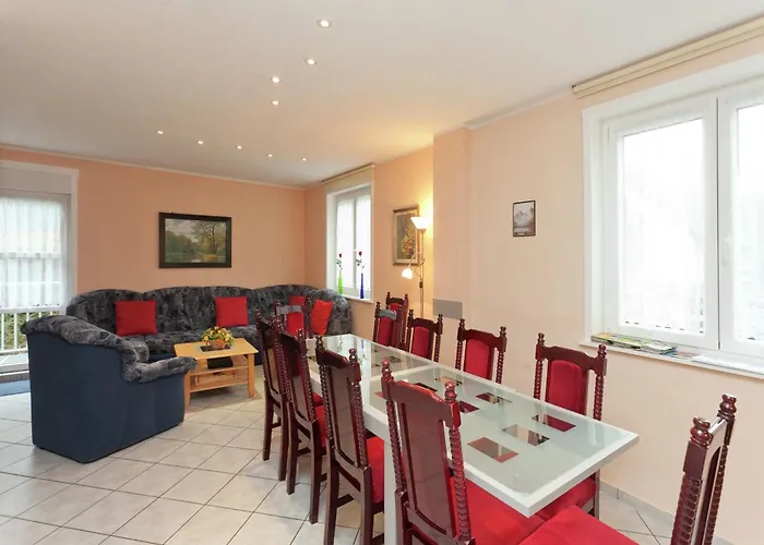 度假居 Mit Wellnessbereich In 埃伦德