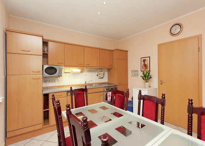 Mit Wellnessbereich In